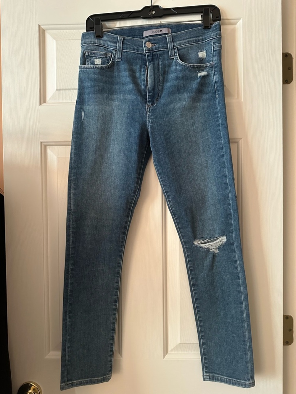 Joe’s Blue Distressed Skinny Jeans- Size 28